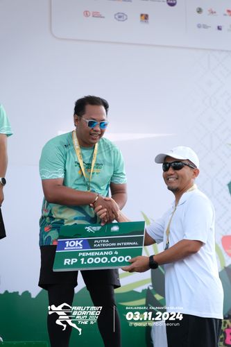 Race photo from Arutmin Borneo Run 2024