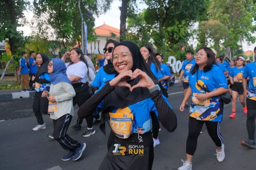 Race photo from Isoplus Run 2024 Surabaya