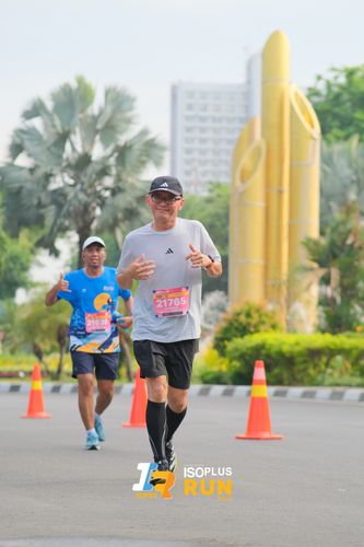 Race photo from Isoplus Run 2024 Surabaya