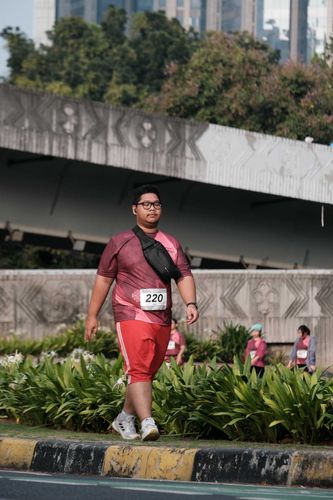 Race photo from Assurance Fun Run 2024