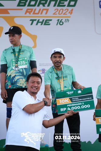 Race photo from Arutmin Borneo Run 2024
