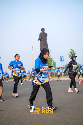 Race photo from ISOPlus Run 2024 Jakarta