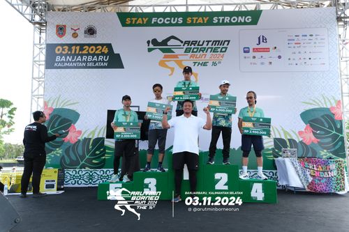 Race photo from Arutmin Borneo Run 2024
