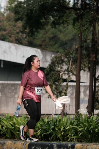 Race photo from Assurance Fun Run 2024