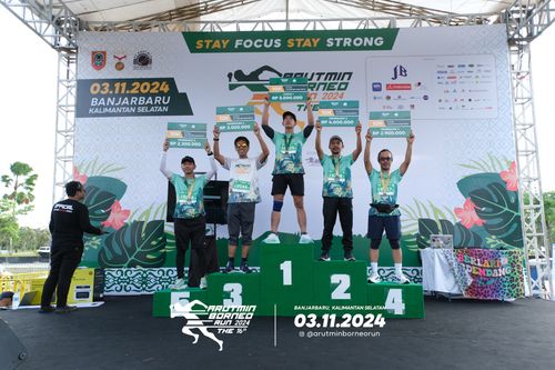 Race photo from Arutmin Borneo Run 2024
