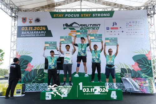 Race photo from Arutmin Borneo Run 2024