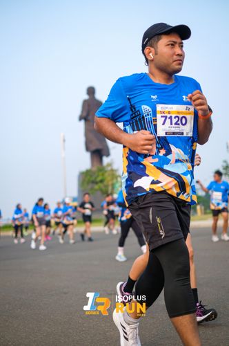 Race photo from ISOPlus Run 2024 Jakarta
