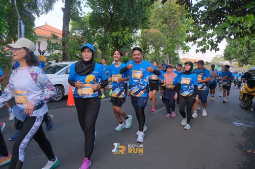 Race photo from Isoplus Run 2024 Surabaya