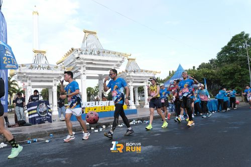 Race photo from Isoplus Run 2024 Surabaya