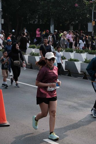 Race photo from Assurance Fun Run 2024