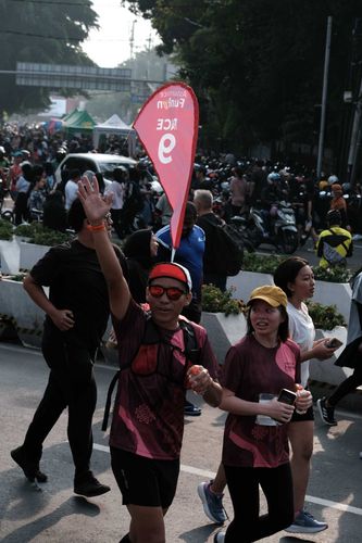 Race photo from Assurance Fun Run 2024