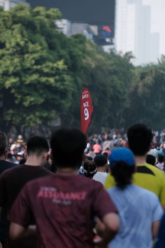 Race photo from Assurance Fun Run 2024