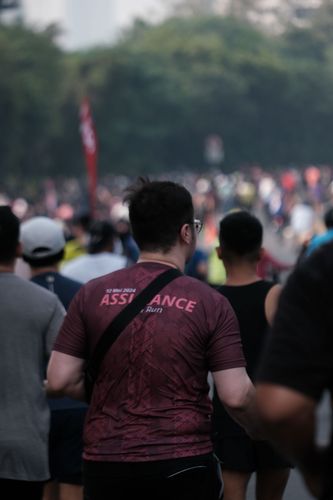 Race photo from Assurance Fun Run 2024