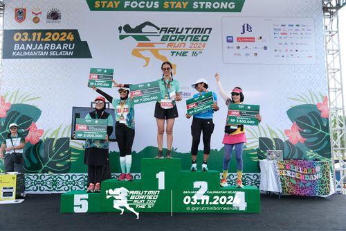 Race photo from Arutmin Borneo Run 2024