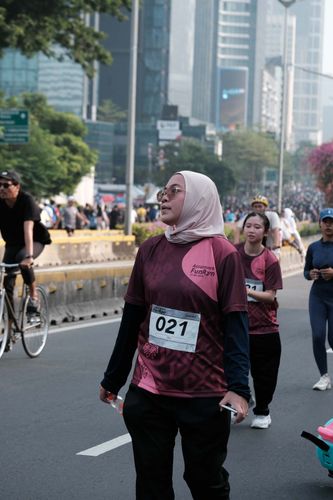 Race photo from Assurance Fun Run 2024
