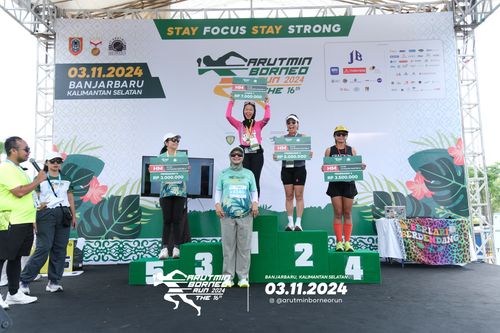 Race photo from Arutmin Borneo Run 2024