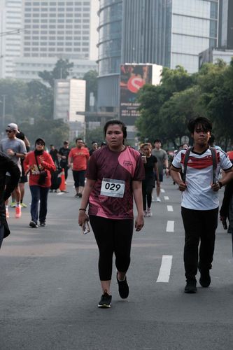 Race photo from Assurance Fun Run 2024