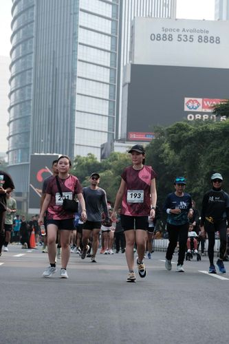 Race photo from Assurance Fun Run 2024