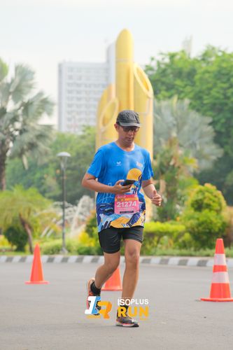 Race photo from Isoplus Run 2024 Surabaya