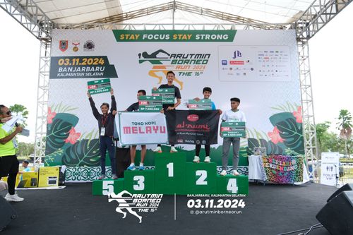 Race photo from Arutmin Borneo Run 2024