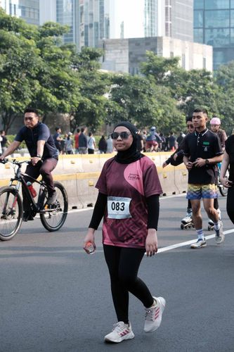 Race photo from Assurance Fun Run 2024