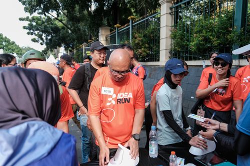Race photo from NU SKIN RUNNING CLUB