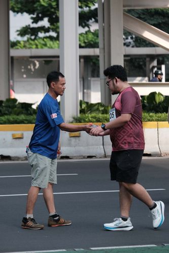 Race photo from Assurance Fun Run 2024