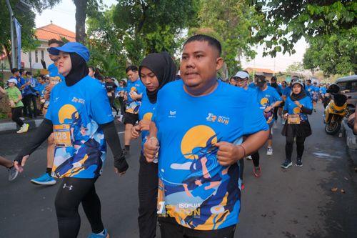 Race photo from Isoplus Run 2024 Surabaya