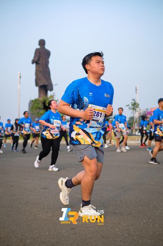 Race photo from ISOPlus Run 2024 Jakarta
