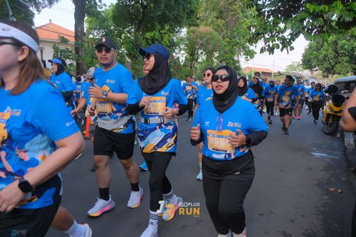 Race photo from Isoplus Run 2024 Surabaya