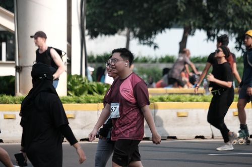 Race photo from Assurance Fun Run 2024