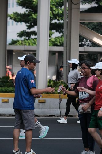Race photo from Assurance Fun Run 2024