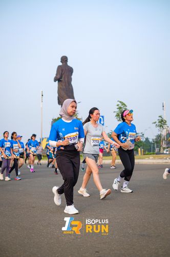 Race photo from ISOPlus Run 2024 Jakarta