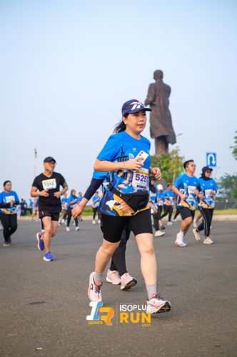 Race photo from ISOPlus Run 2024 Jakarta
