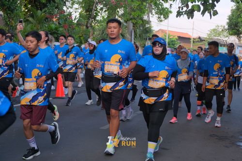 Race photo from Isoplus Run 2024 Surabaya