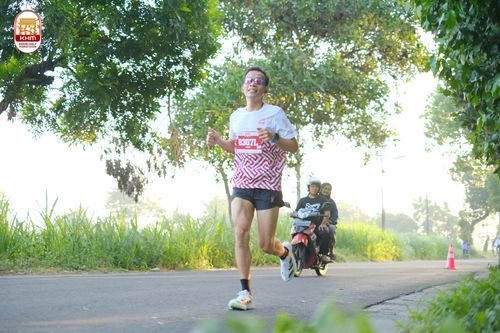 Race photo from Kediri Half Marathon 2024