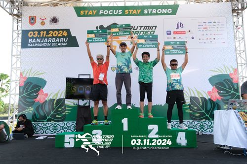 Race photo from Arutmin Borneo Run 2024