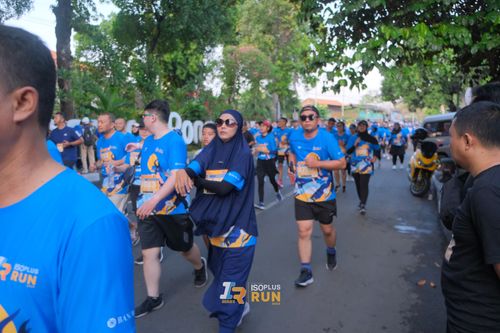 Race photo from Isoplus Run 2024 Surabaya