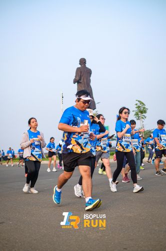 Race photo from ISOPlus Run 2024 Jakarta