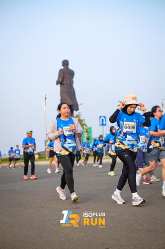 Race photo from ISOPlus Run 2024 Jakarta