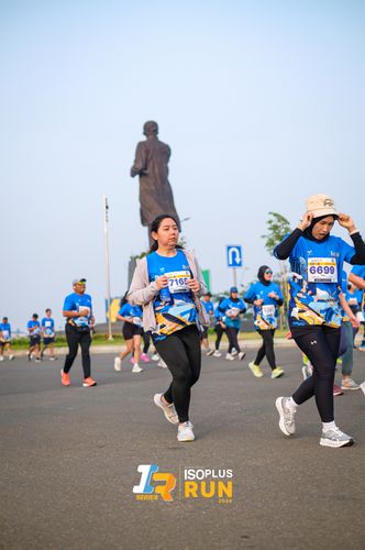 Race photo from ISOPlus Run 2024 Jakarta