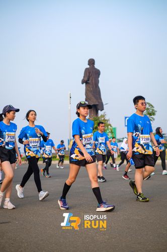 Race photo from ISOPlus Run 2024 Jakarta