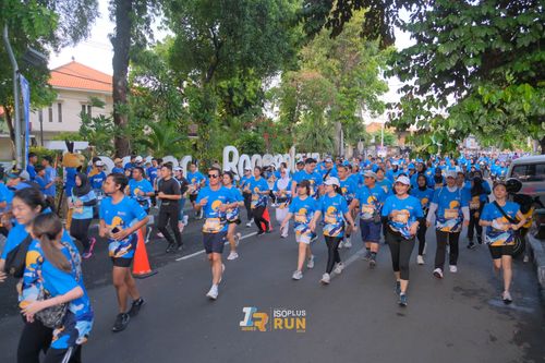 Race photo from Isoplus Run 2024 Surabaya