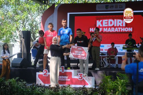 Race photo from Kediri Half Marathon 2025