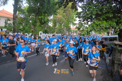 Race photo from Isoplus Run 2024 Surabaya