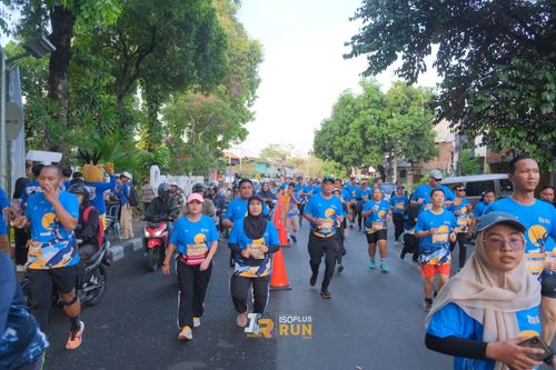 Race photo from Isoplus Run 2024 Surabaya