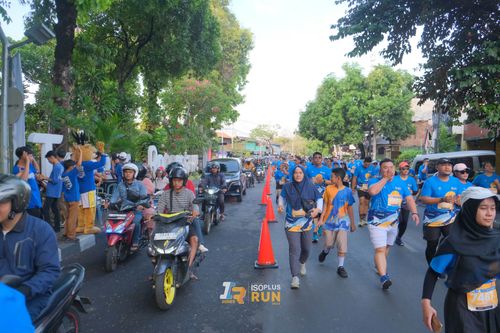 Race photo from Isoplus Run 2024 Surabaya