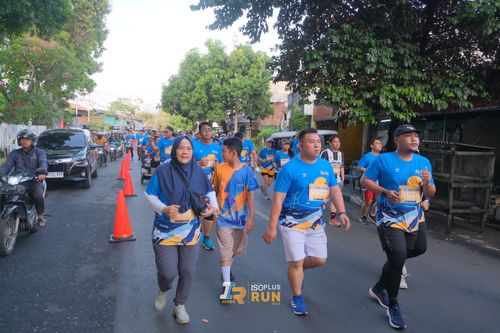 Race photo from Isoplus Run 2024 Surabaya