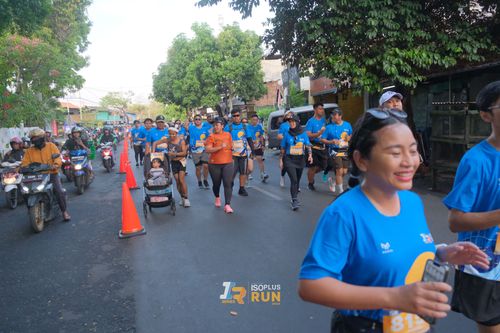 Race photo from Isoplus Run 2024 Surabaya