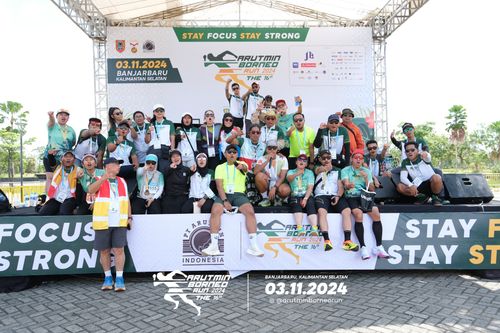 Race photo from Arutmin Borneo Run 2024